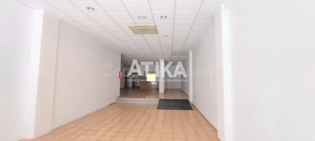Local comercial 1 habitación 275m² en venta - El Llombo