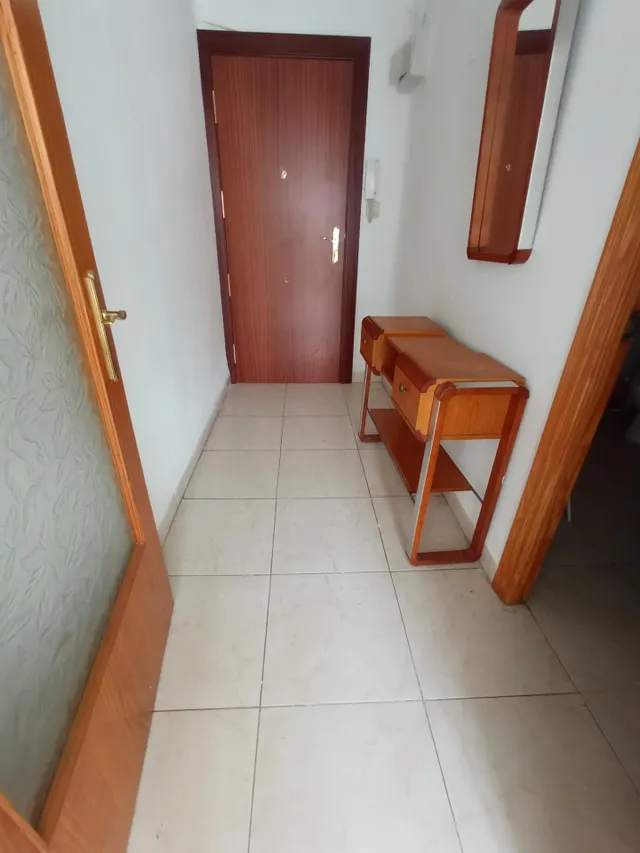 Amplio Piso en Alquiler en Plaza Constitución, Castellón — 23