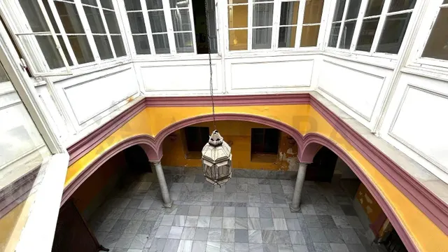 Propiedad emblemática en el centro de jerez — 21