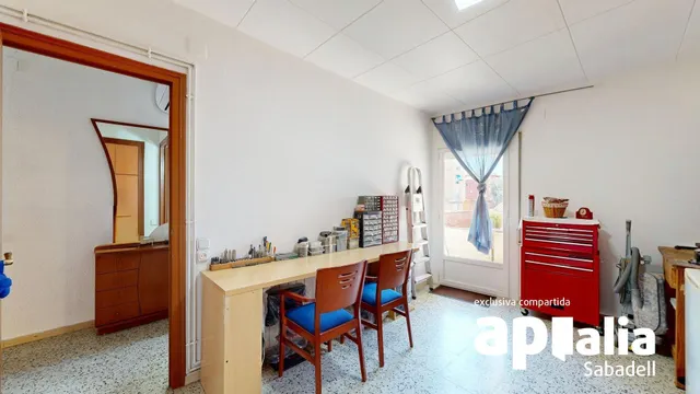 AMPLIA CASA AL CASC ANTIC DE BARBERÀ DEL VALLÉS — 43