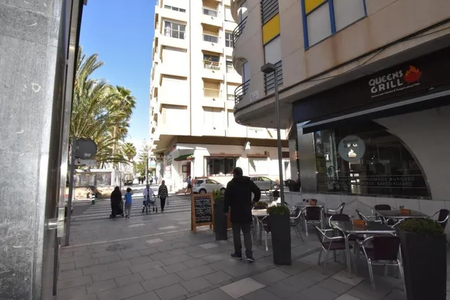 Amplio piso SE VENDE en Torrevieja – 3 habitaciones, terraza y garaje incluido — 32