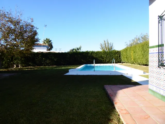 CASA DE UNA PLANTA EL CAPRICHO — 6
