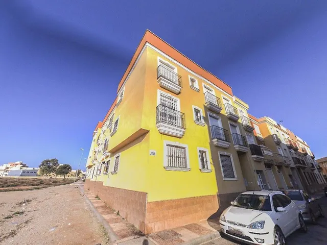 Apartamento 1 habitación 42m² en venta - Avenida Pintor Rosa - foto 2