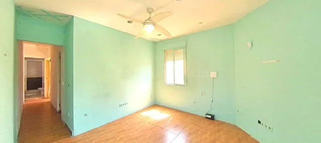 PISO EN VENTA EN USERA – MADRID | 2 DORMITORIOS | PARA REFOR