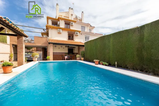 VIVIENDA PAREADA EN MONTELUZ — 15
