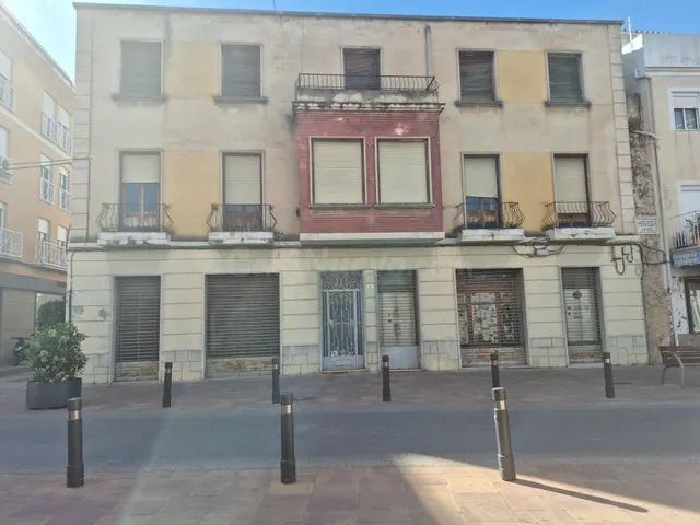 EDIFICIO EMBLEMATICO EN CENTRO HISTORICO PLAÇA DUQUESA MARIA - foto 2