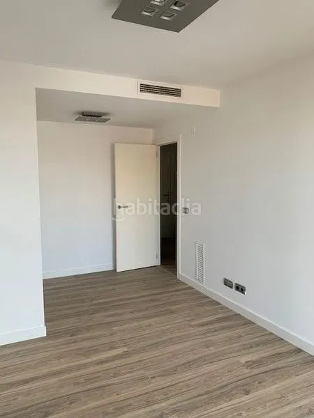 PISO CON VISTAS AL PARQUE — 11