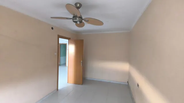 ¡Piso de 4 habitaciones con balcón y muchas posibilidades en Bellavista! — 22