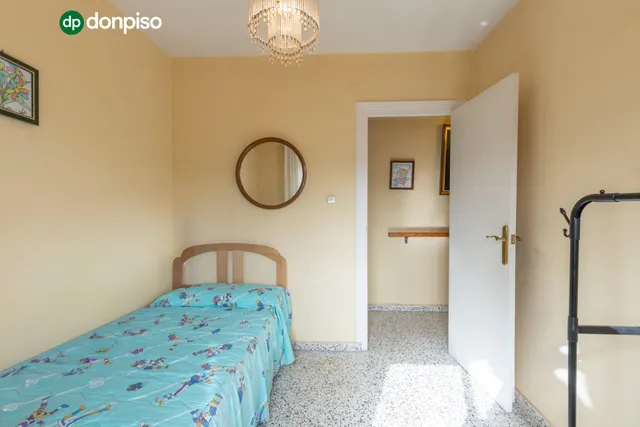Piso 3 habitaciones en Calle Santa Margarita, junto Cmno. Bajo de Huétor — 19