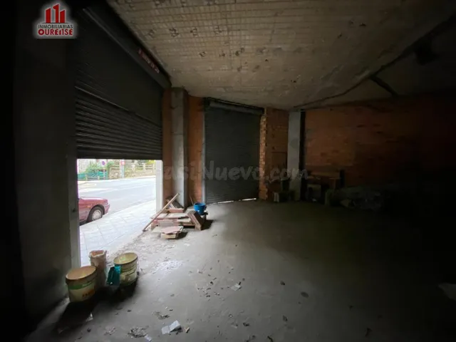 GRAN LOCAL COMERCIAL CON TRANSITO CERCANO AL BARRIO DEL COUT - foto 2