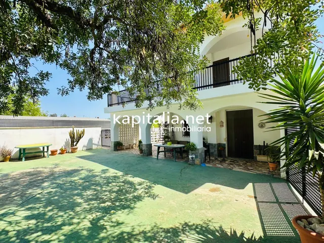Chalet en venta en Ontinyent — 46