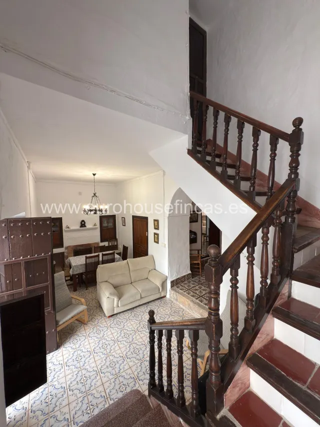 Descubre esta espectacular casa de pueblo ubicada en pleno corazón de Ardales!!! — 25