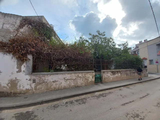 Gran casa sin posesión en St Pere Molanta. — 3