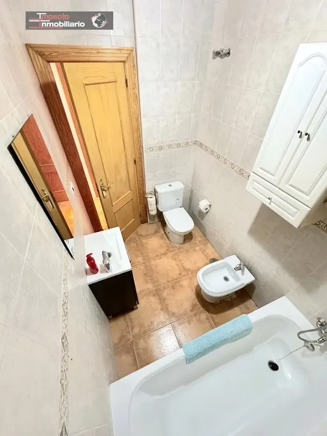 PISO CON ESPECTACULAR TERRAZA — 19