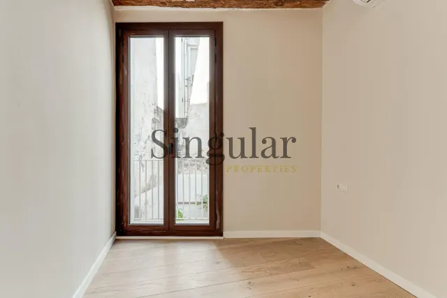 Piso reformado a estrenar en el Barrio Gótico de Barcelona — 11