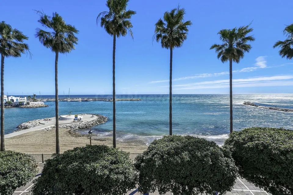 Ático 5 habitaciones 215m² en venta - Marbella