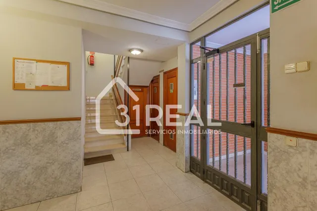 Ático duplex con terraza en Valdeacederas — 38