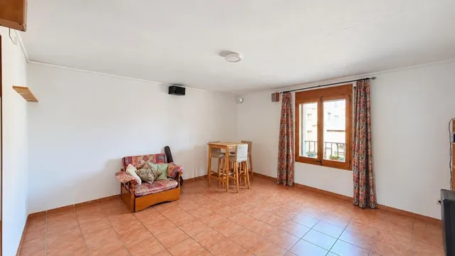 No es una casa más. Es una vivienda de 1880 con carácter. — 12