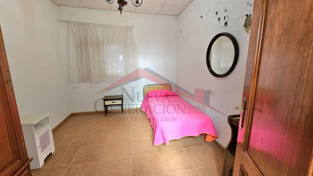 Casa con azotea. — 12