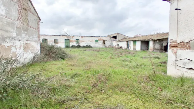 Urbis te ofrece un terreno en venta en Peñaranda de Bracamonte, Salamanca. — 4