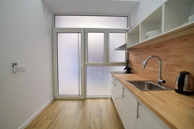 Inmueble reformado con encanto y techos altos en La Raiosa – - foto 5