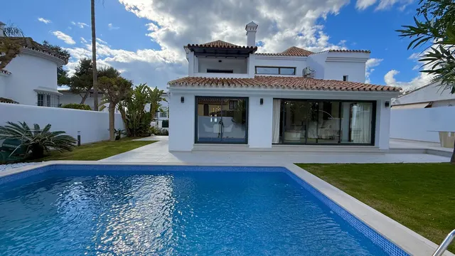 Chalet 5 habitaciones 360m² en venta - Marbella — 38