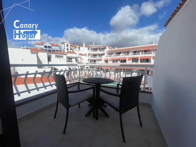 Apartamento reformado de un dormitorio con terraza soleada e - foto 3