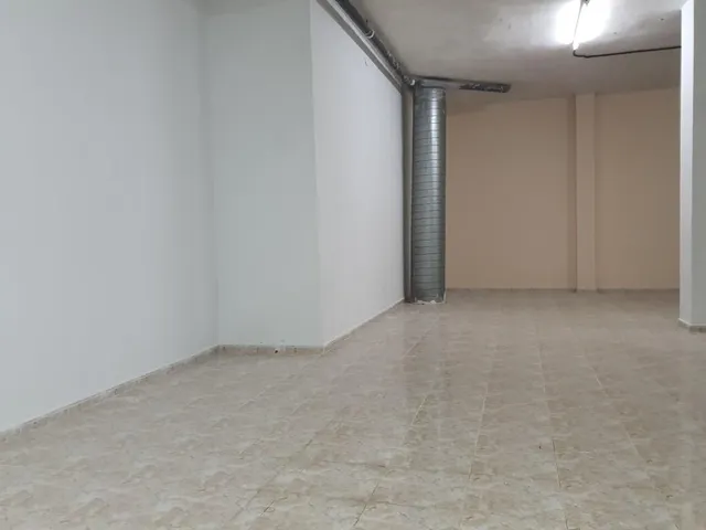 ESPECTACULAR LOCAL COMERCIAL EN TORREVIEJA — 18
