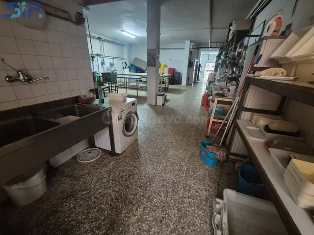 Alquiler local actualmente en uso de carnicería (Sin traspas - foto 5