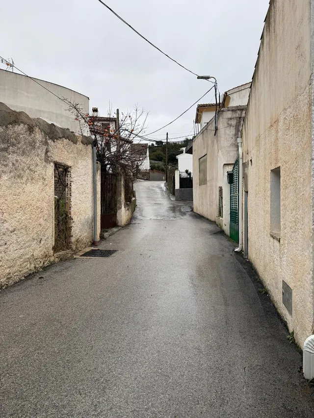 Casa para reformar en Beas de Granada, a los pies de Sierra  - foto 2