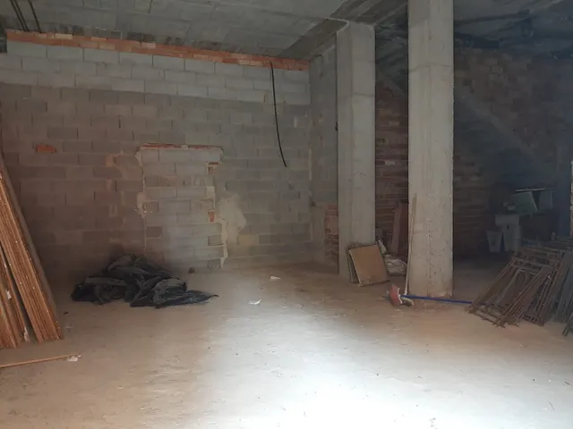 Local comercial en Beniaján — 2