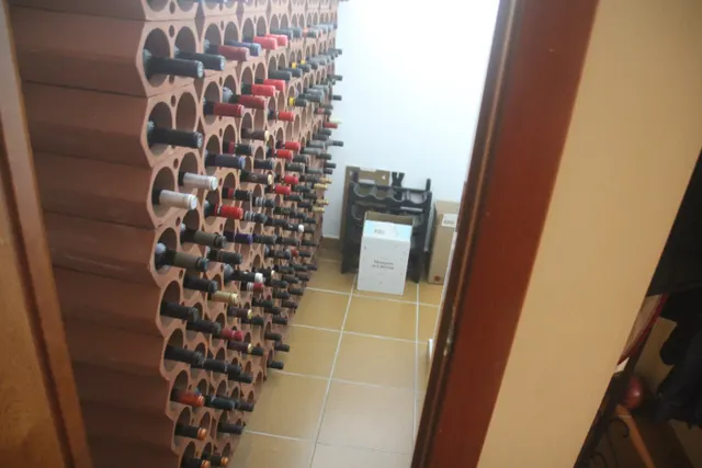 se vende casa adosada en el centro a tan solo 150 metros de la playa — 43