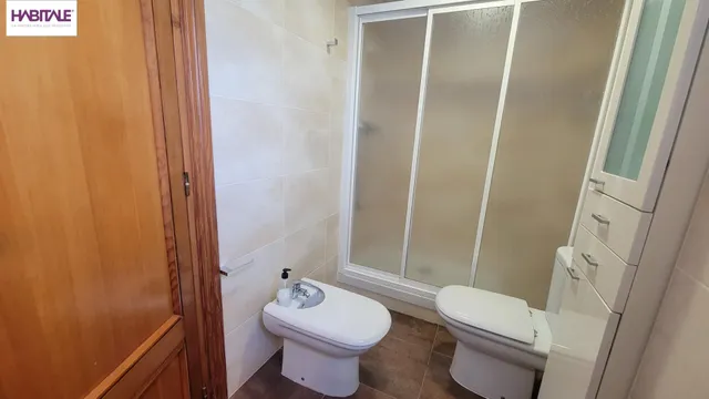 UNA VIVIENDA PARA TODOS — 27