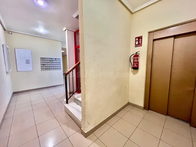 APARTAMENTO DE 3 habitaciones, TODO EXTERIOR, RODEADO DE TODOS LOS SERVICIOS A TAN SOLO 450mts DEL MAR — 5