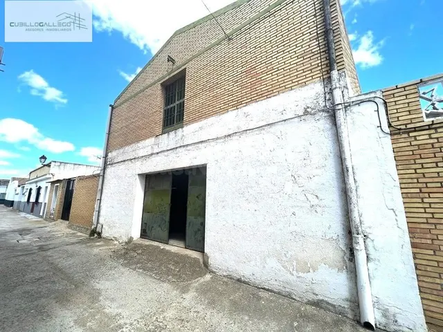 CASA EN EL CENTRO DE GERENA DE 320M2. - foto 3