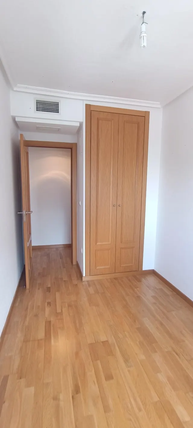 Oportunidad con TERRAZA en Juan Carlos I — 29