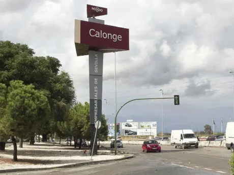 VENTA TERRENO USO TERCIARIO