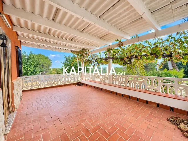 Casita a la venta en Ontinyent , partida La Solana . — 17