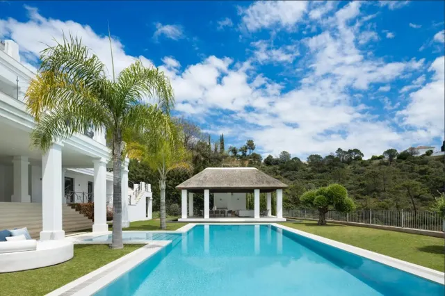 STUNNING CONTEMPORARY-ANDALUSIAN MANSION IN BENAHAVÍS - foto 5
