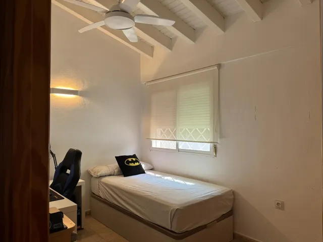 Chalet pareado en la alcaina | 4 dormitorios, jardín, garaje y sótano acondicionado — 30