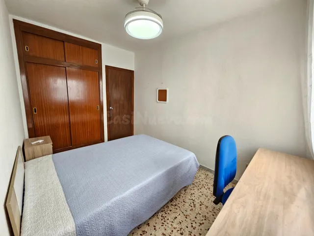 2 habitaciones DISPONIBLES! EXCLUSIVO PARA CHICAS ESTUDIANTE - foto 5