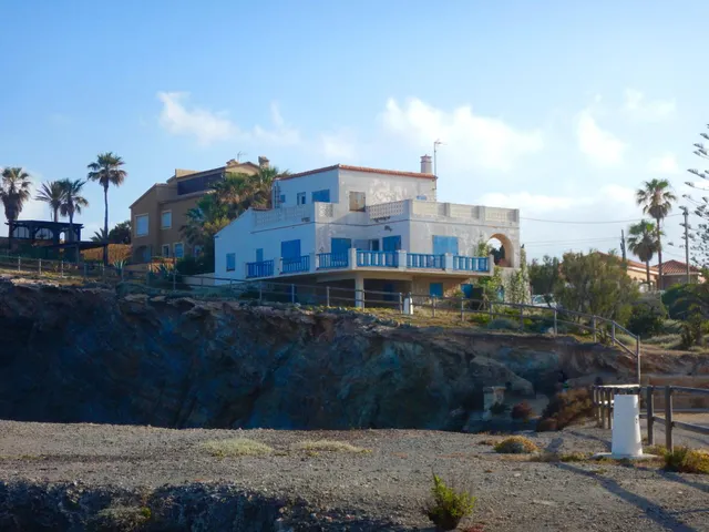 CHALET INDEPENDIENTE CON VISTAS AL MAR MEDITERRANEO — 14
