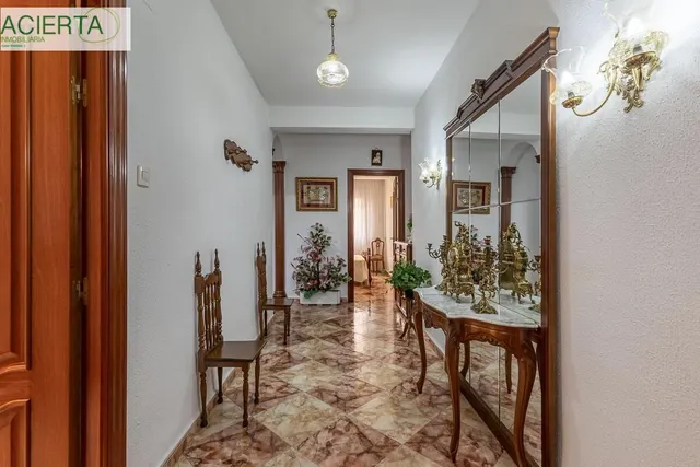 Piso señorial de 182 m2 en Avenida Madrid: amplitud, luz y posibilidades infinitas con garaje opcional. — 36