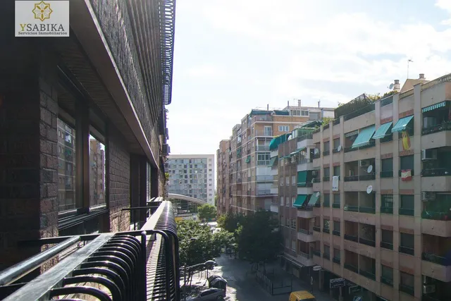 CALLE TRAJANO. Plaza Menorca — 32