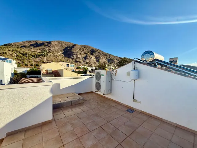 Espectacular villa independiente con piscina privada — 15