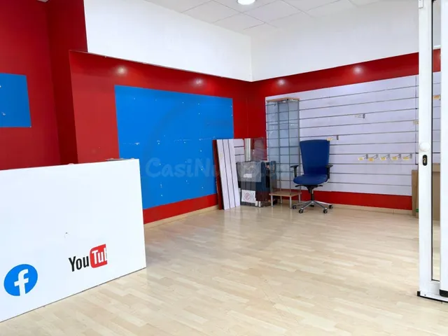 Local comercial 70m² en alquiler - Sant Pere