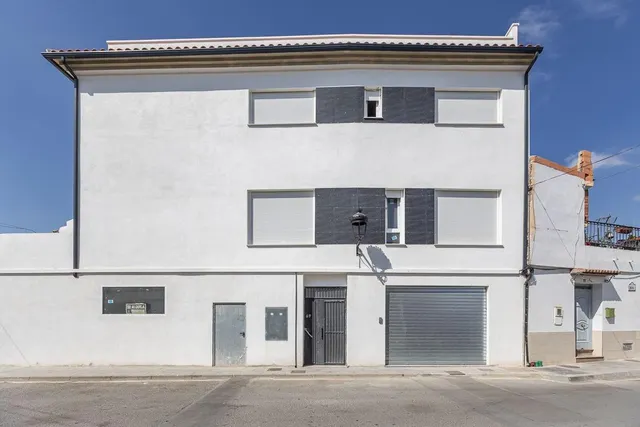 Edificio de nueva construcción en Churriana — 2