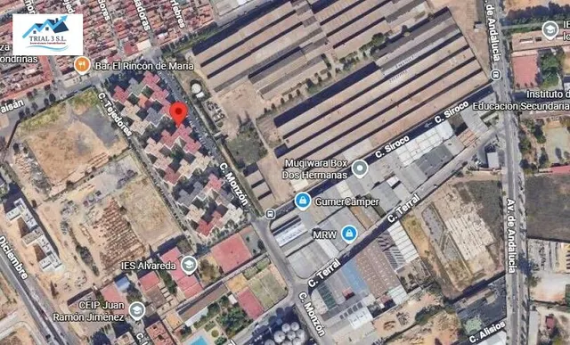 VENTA DE PISO EN DOS HERMANAS. — 2