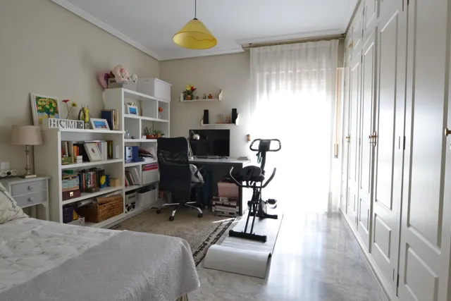 Espectacular piso de 5 habitaciones, garaje, terraza... junto Av. Aeropuerto y Vista Alegre!!! — 43