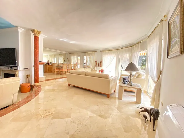Chalet 6 habitaciones 327m² en venta - Marbella - foto 3